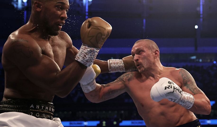 Джошуа и Усик / Фото: Getty Images