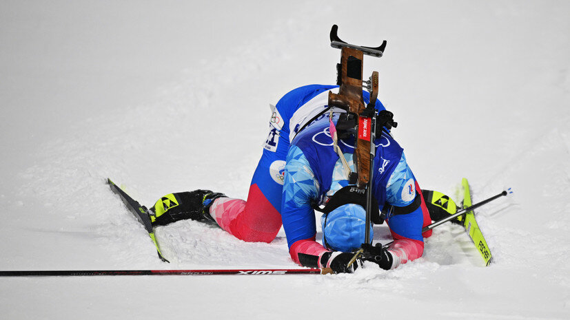     Эдуард Латыпов после финиша эстафетной гонки Gettyimages.ru Matthias Hangst