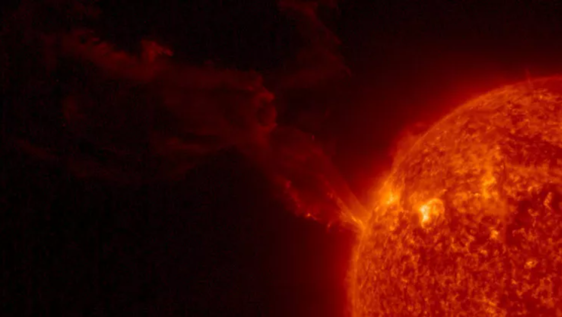 Фотография солнечной вспышки. Solar Orbiter/EUI Team/ESA & NASA