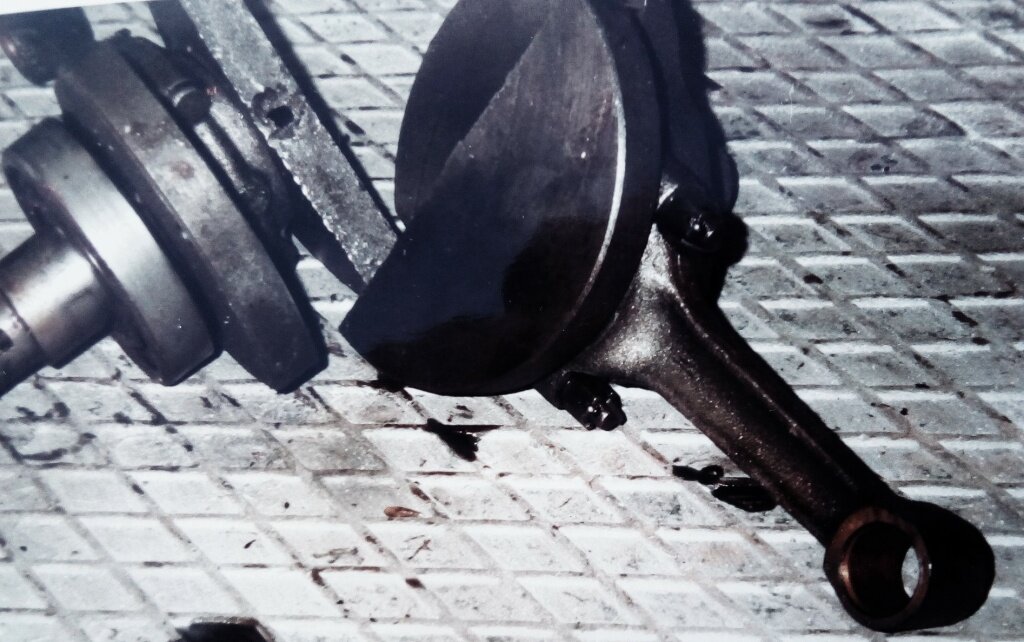 Коленчатый вал мотоцикла Днепр. Источник: оппозит.ру.