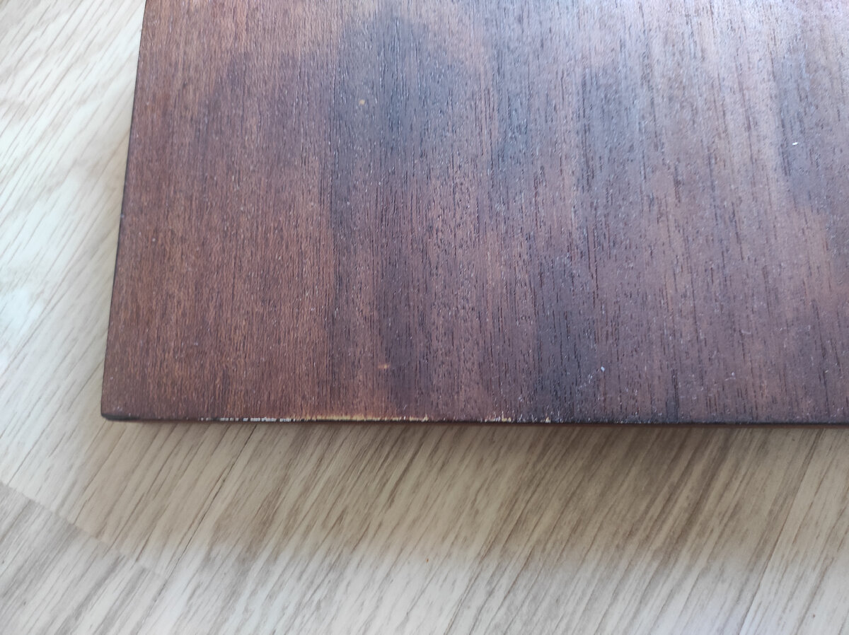 Стертый край на шпоне