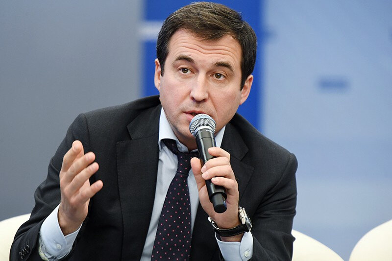 Дмитрий Гусев