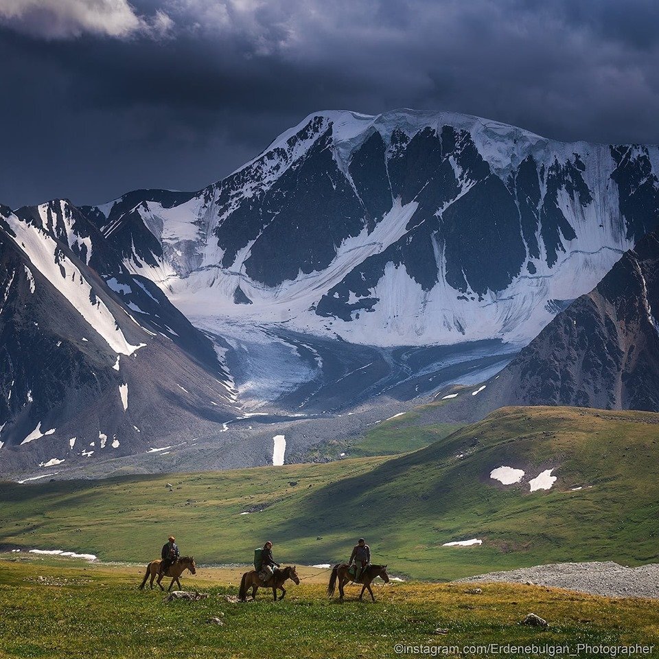 Гора мунх хайрхан Ула