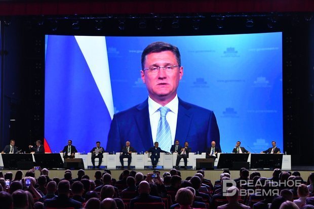 По видеотрансляции участников ТНФ-2023 приветствовал российский вице-премьер Александр Новак. Максим Платонов/ realnoevremya.ru 