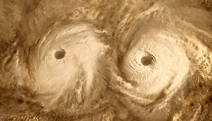 Штормы над полюсами Венеры