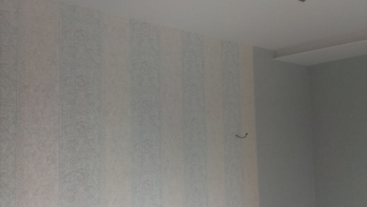 Поклейка обоев