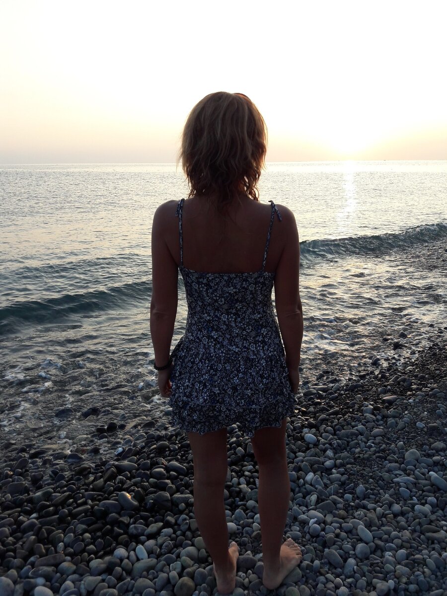 Главные природные антидеприсанты - это тишина у моря.