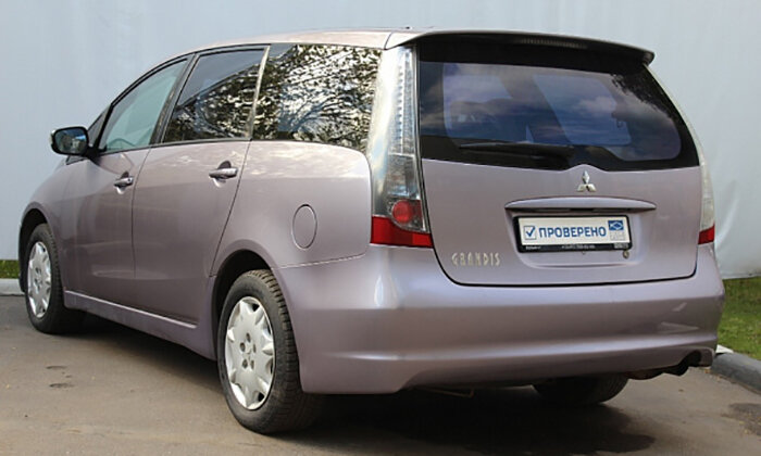 Mitsubishi Grandis 2006 г.в., фото: www.njcar.ru