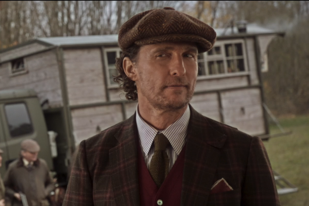 Микки Пирсон в исполнении Мэттью МакКонахи. Скриншот из фильма "Джентльмены"