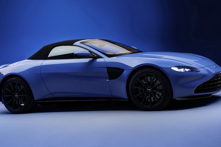 Новый Aston Martin Vantage Roadster