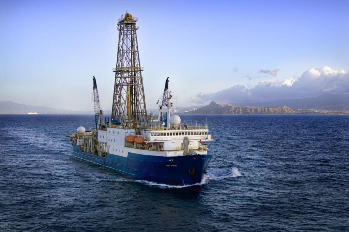 Источники: Woods Hole Oceanographic Institution