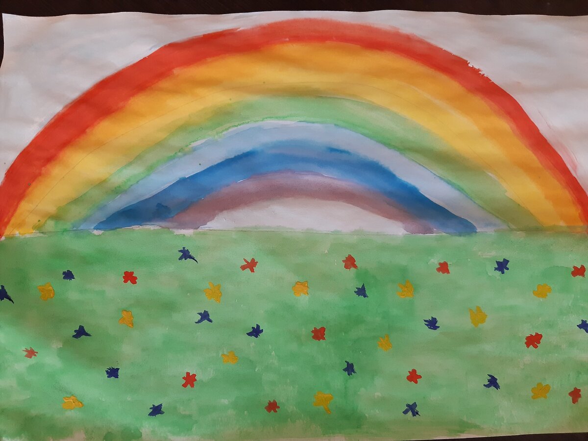 Так дочь нарисовала сны цвета радуги)).