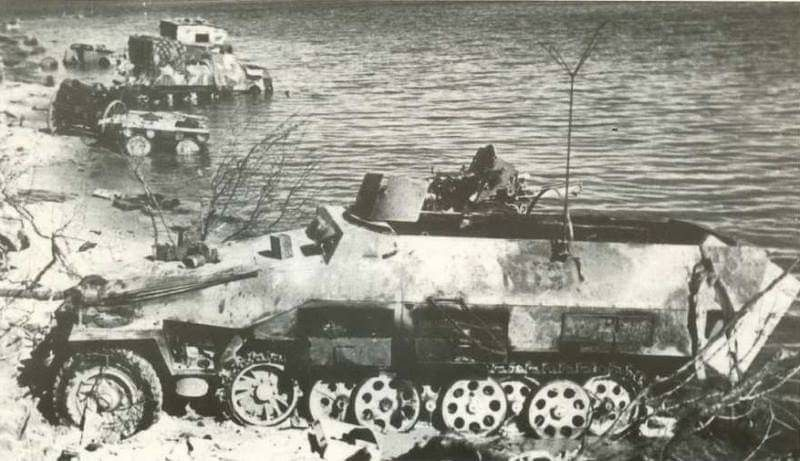 Покорёженная немецкая техника. Гдыня. Март 1945.