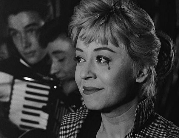 Знаменитая улыбка Джульетты М.