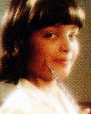 Совсем маленькая Айш. Фото из Google. Картинки.