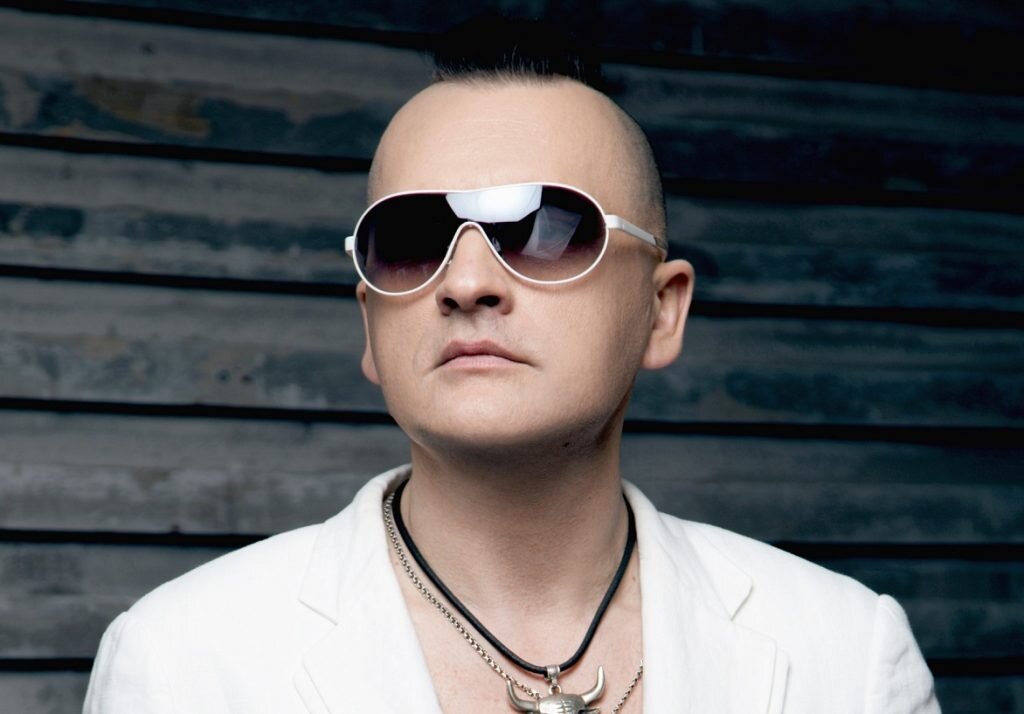 instagram.com/retro_fm/