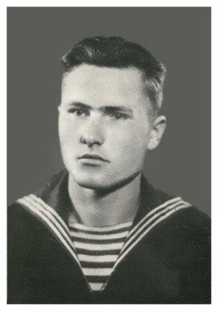 Василий Шукшин в годы службы на флоте