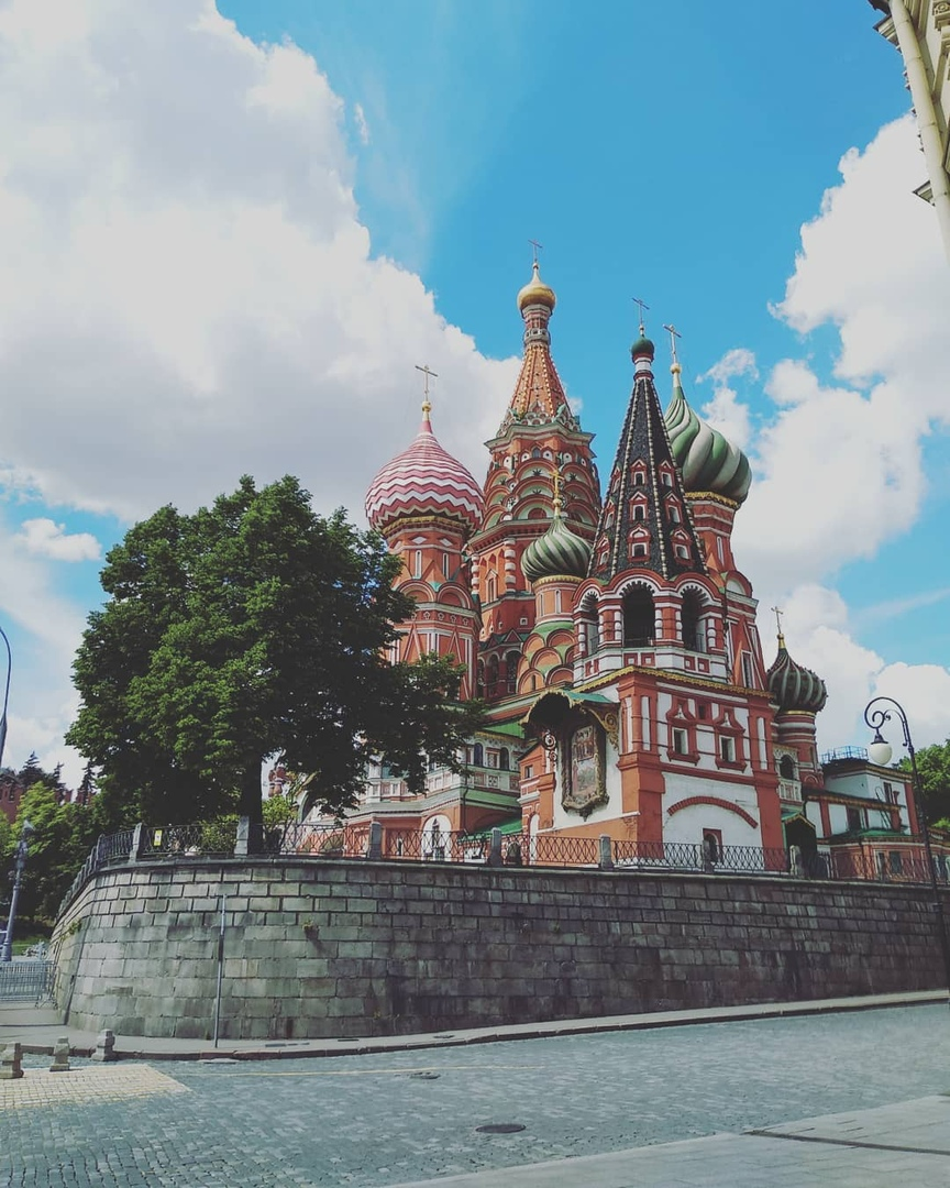 Фото из Инстаграма: @yusupovlive