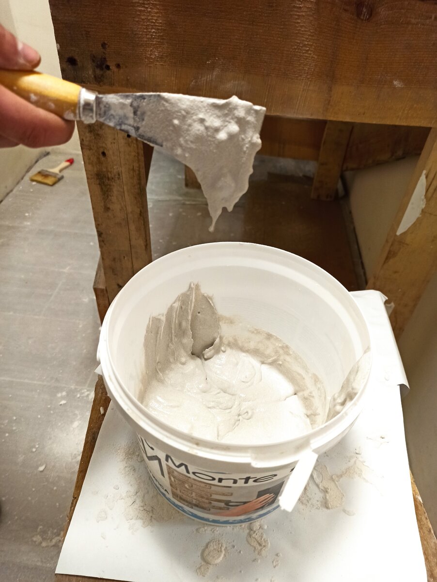 мозаика своими руками. фартук из битой плитки. затирка мозаичной плитки. как сделать плитку своими руками на стену. как сделать плитку своими руками на стену.