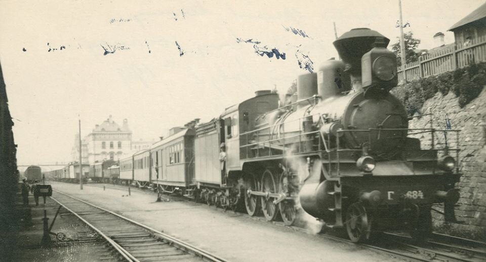 Поезд перед отправкой в Омск, июль 1919 года. Фото: Newsland.com