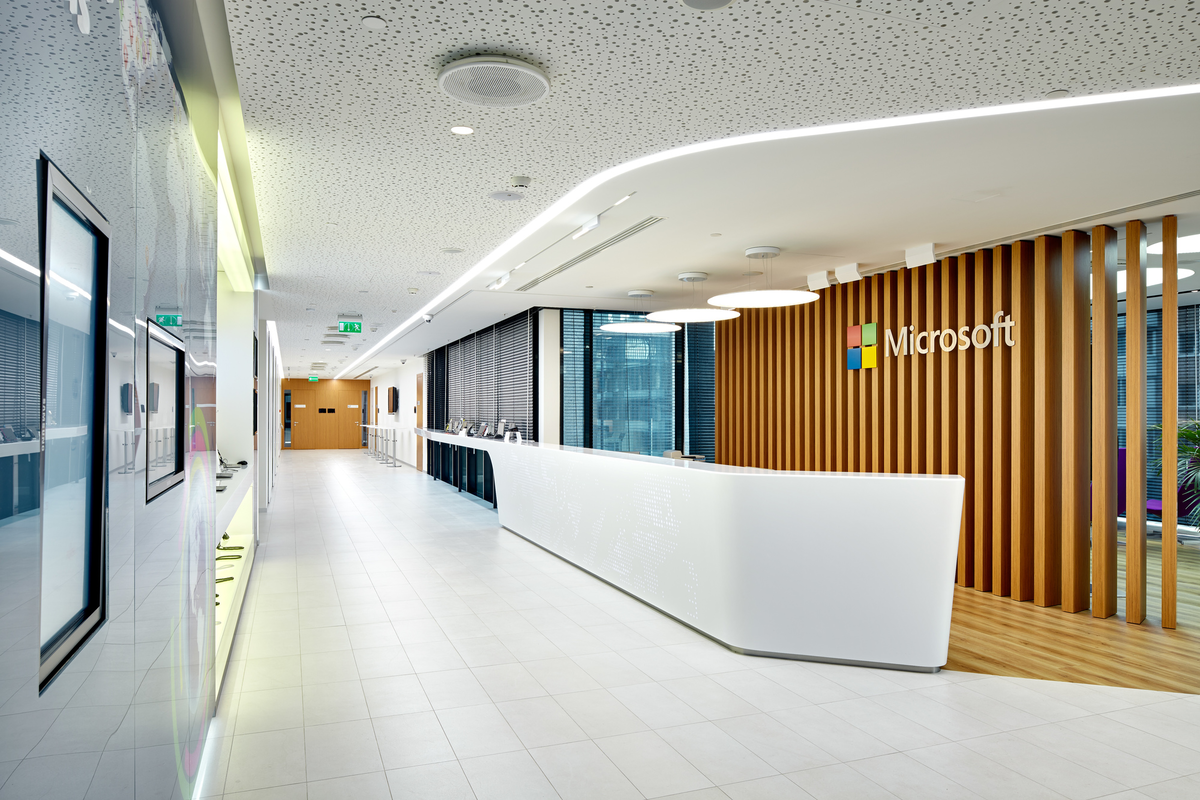 Hall office. Microsoft Technology Center белорусская. Офис Майкрософт в Москве. Крылатские холмы Майкрософт. Офис Майкрософт Крылатские холмы интерьер.