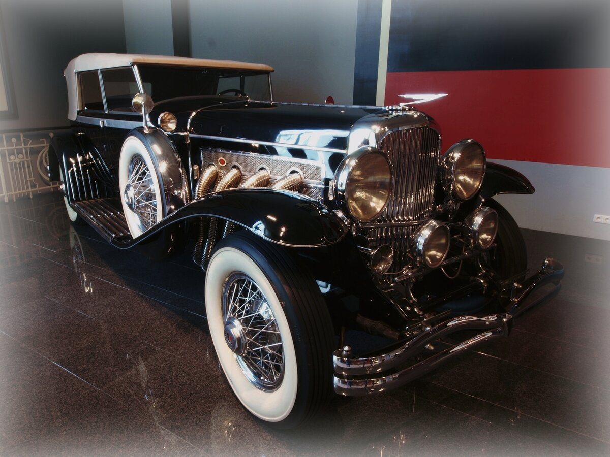 Duesenberg SJ Arlington Torpedo