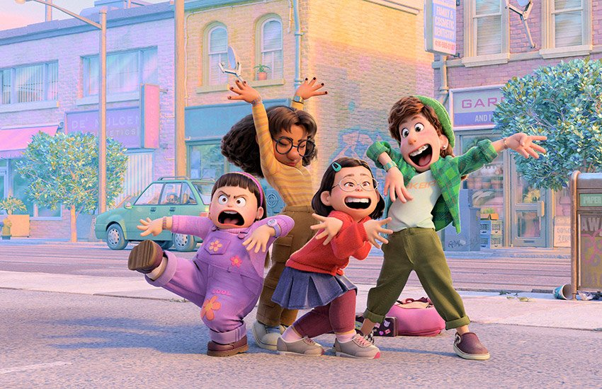 Когда я впервые увидела Мириам, — поделилась Бойка, — подумала, что мы вообще с ней не похожи: это такая девочка с брекетами, а я ни разу в жизни не носила брекеты; она странная — рядом с мальчиками смущается, а в кругу девочек вроде бы смелая, взрослая и самая адекватная — не боится высказывать свое мнение. Но когда я погрузилась в этого персонажа, поняла, что мы реально с ней похожи — именно этой адекватностью.