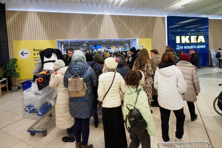 «Мне, например, не очень понятно, каким образом, допустим, компания IKEA говорит, что прекращает работу. Такого нет у нас в законодательстве!». Фото: «БИЗНЕС Online»