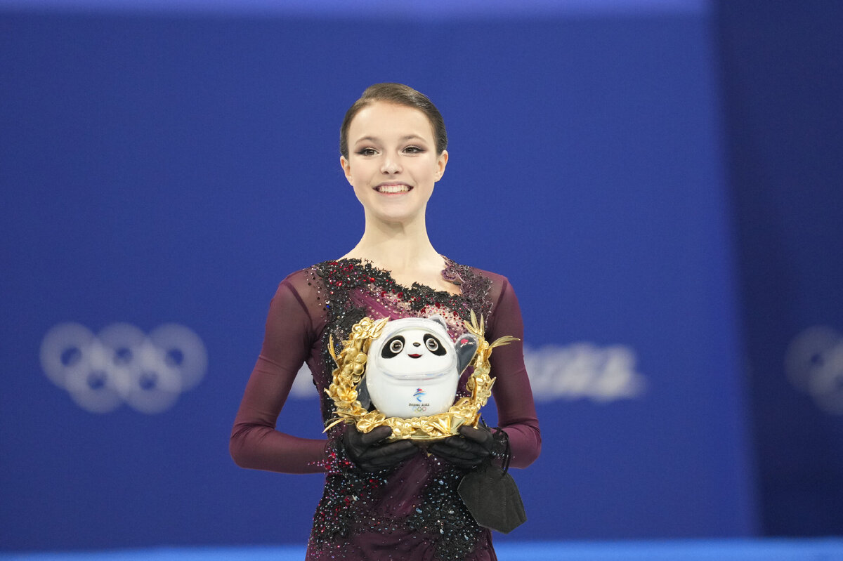 Анна Щербакова награждение Пекин 2022