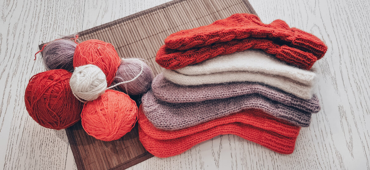 Вот такие красивые носочки нужны всегда #учимся вязать носки #вязание для начинающих #описание носков спицами 