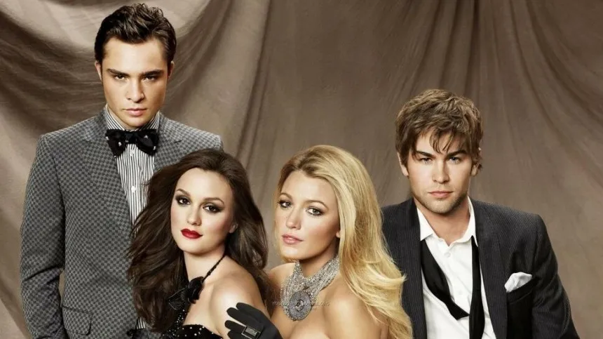 Кадр из сериала "Сплетница" 2007 год, режиссер  Марк Пизнарский, Норман Бакли