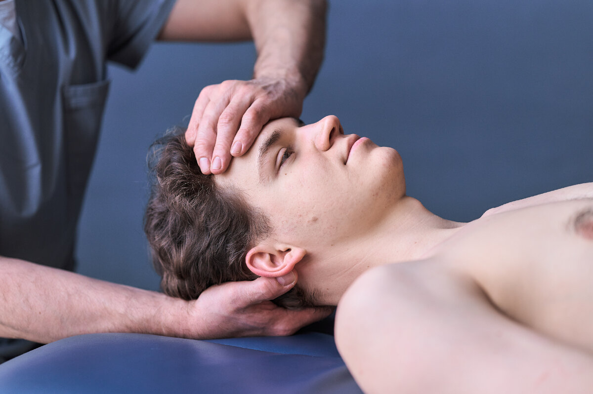 Жан Шоломицкий - остеопат, невролог