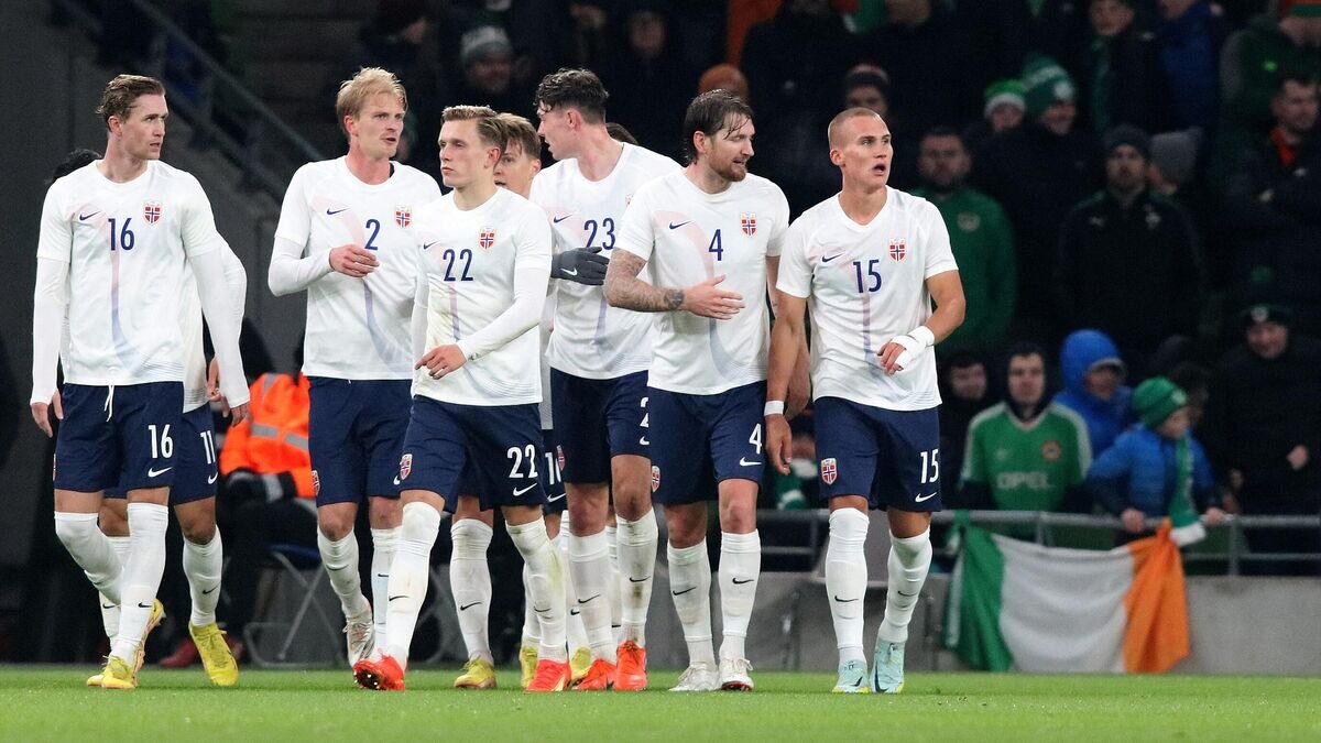    Футболисты сборной Норвегии© AFP 2022 / PAUL FAITH