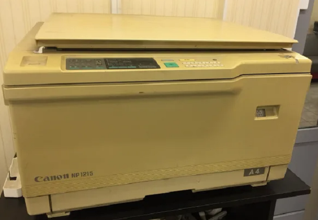 Фото 3.  Аналоговый копировальный аппарат Canon NP-1215