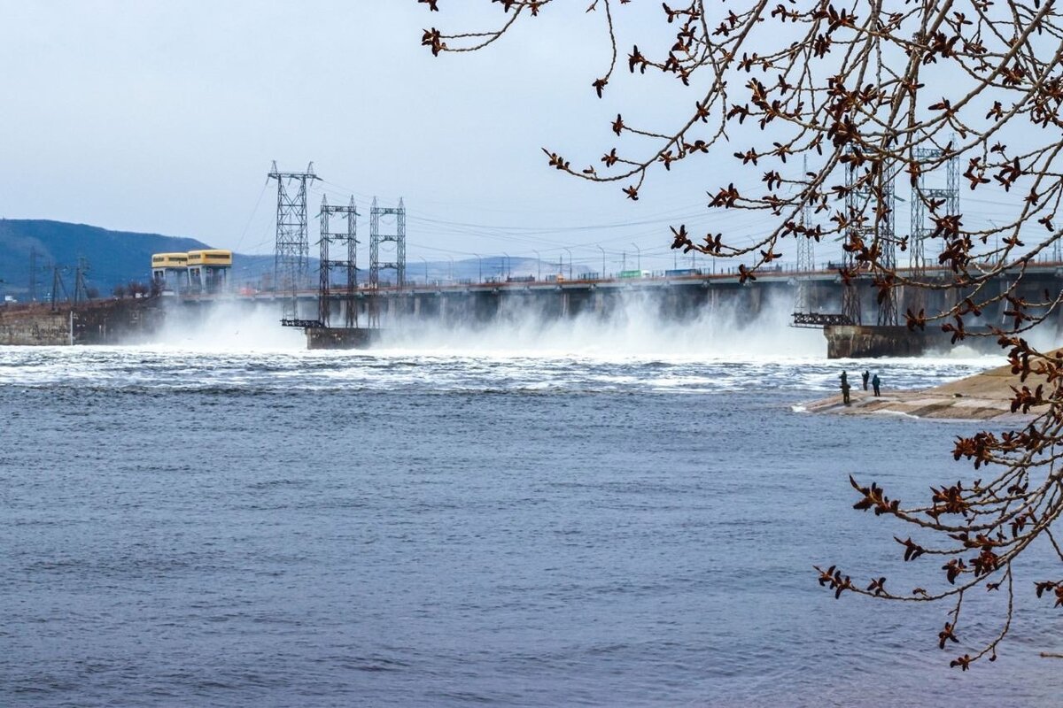 Куйбышевская ГЭС - крупнейшее в мире искусственное море | СОВА |  sovainfo.ru | Дзен