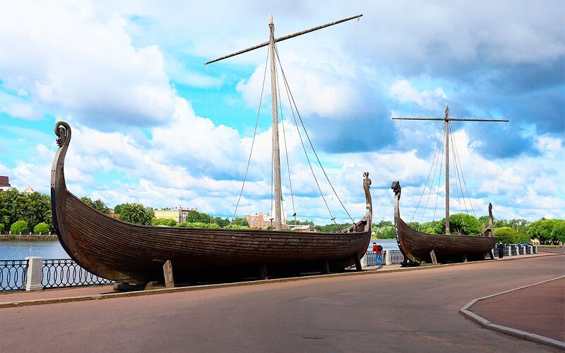 Драккары викингов (Выборг)