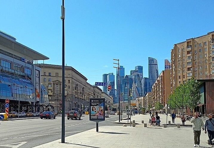 Москвичи, проживающие на Большой Дорогомиловской улице, сначала лишились детского сада рядом со своими домами, а теперь пытаются не допустить строительства на его месте – прямо во дворе, у них под...-2