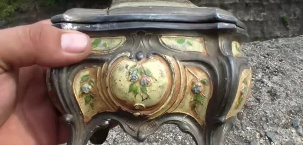 Стоп кадр из видео