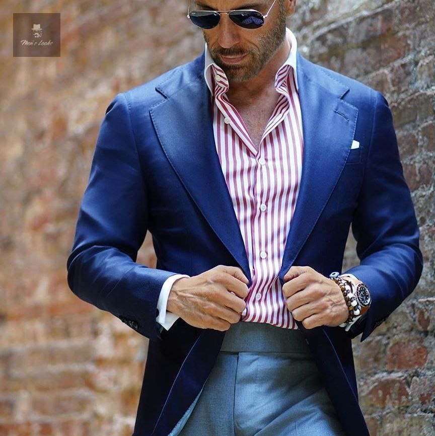  Разбейте на небольшие задачи. 

Многие люди путают цель с мечтой, а что бы прийти к мечте нужно идти шагами по целям, проводя социальный опрос, мы спрашивали у людей:
- Какая его цель в жизни?
- Что он сделал для достижения цели?

Многие люди отвечали, что они хотят очень дорогую машину или большой дом, но для этого ничего не делают. Они работают и просто мечтают. При вопросе “У вас есть какой-нибудь автомобиль?” 70% из списка отвечали, нет. Потому что они хотят всё и сразу. Для начала можно поставить цель, купить не дорогой автомобиль и уже двигаясь на нем, люди привыкают к комфорту и сами на подсознание, ставят цель улучшить своё транспортное средства. Нужно правильно ставить цели и идти к своей мечте.