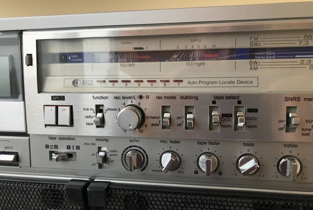 Легендарные магнитолы SHARP | Радиотехник | Дзен