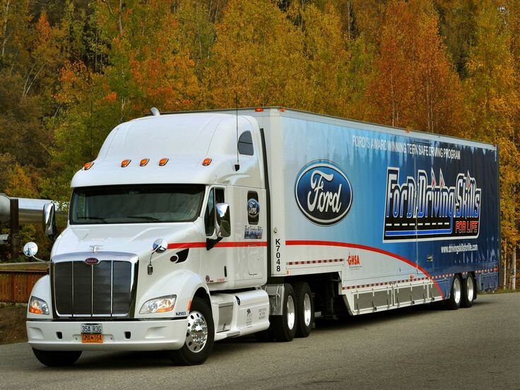 Peterbilt 587