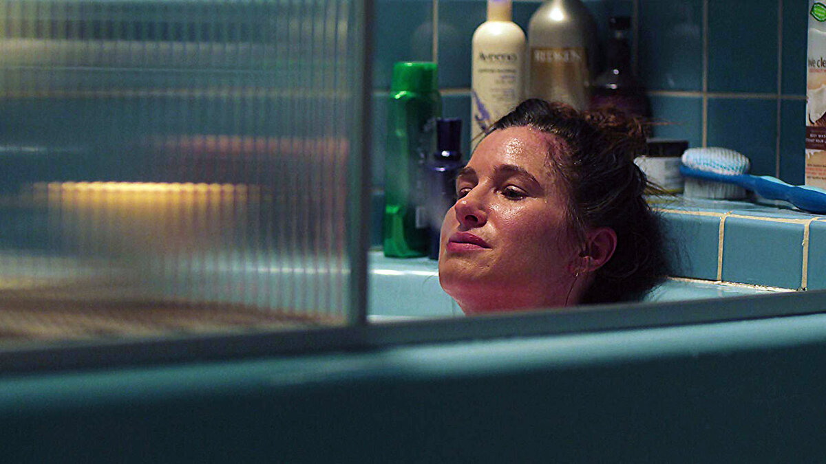 Кадр из мини-сериала «Миссис Флетчер» 