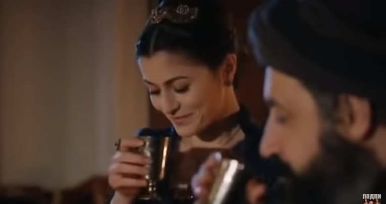 кадр из сериала