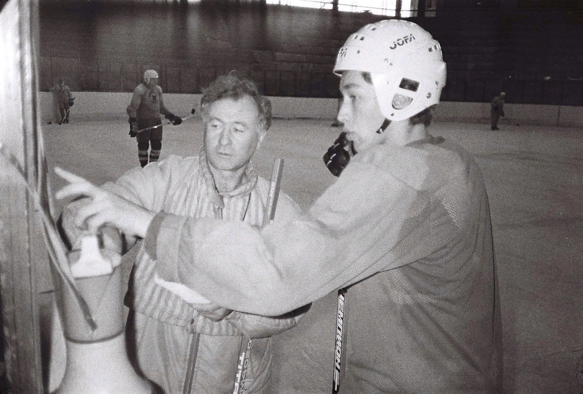 Фото Владимира Лазутова