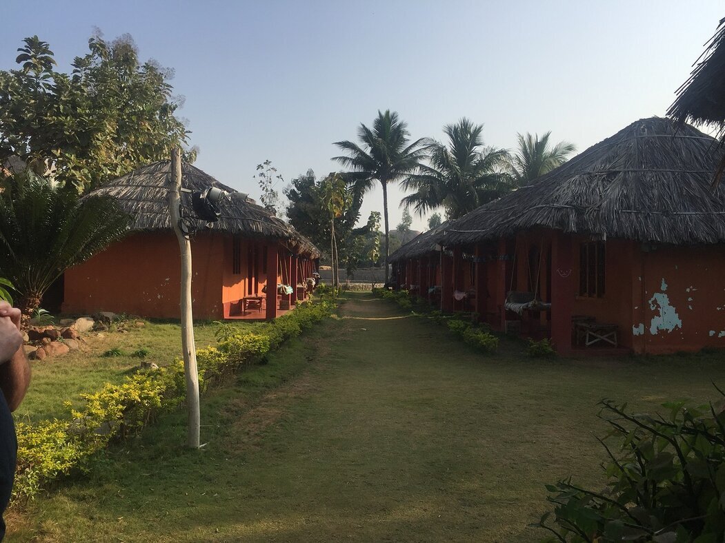 Наш отель.Название не помню))