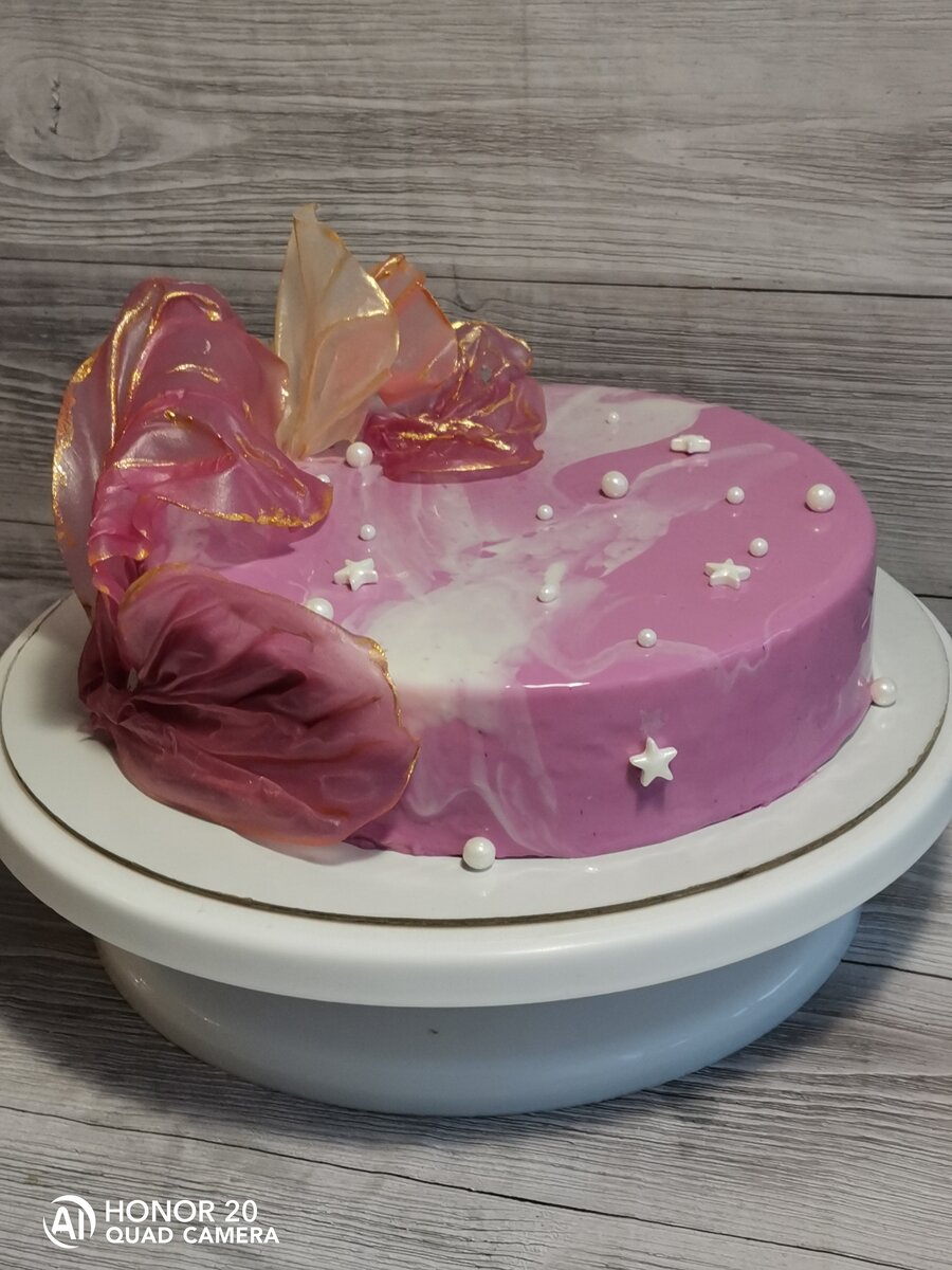 🍰ВОЗДУШНЫЙ И НЕОБЫКНОВЕННО ВКУСНЫЙ МУССОВЫЙ ТОРТ"ЯГОДНОЕ ЛЕТО"🍓✅МИНДАЛЬНЫЙ ДАКУАЗ С ЯГОДАМИ ЧЁРНОЙ СМОРОДИНЫ✅КОНФИ ЕЖЕВИКА СМОРОДИНА✅ХРУСТЯЩИЙ СЛОЙ ИЗ БЕЛОГО ШОКОЛАДА,ФИСТАШКИ И КАРАМЕЛИЗИРОВАННОЙ КРОШКИ✅ЙОГУРТОВЫЙ МУСС