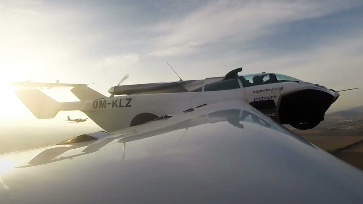 Словацкая компания AEROMOBIL