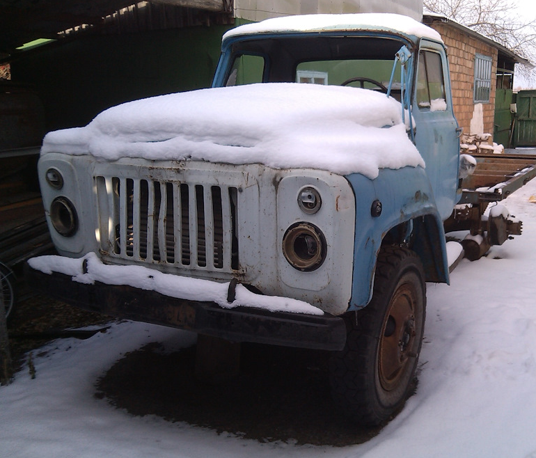 (это донор, который приобрел Егор, чтобы взять некоторые запчасти)