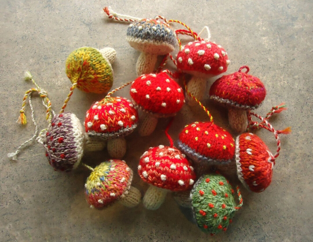 Безопасные игрушки для детской елки (идеи из интернета)