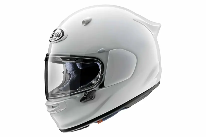 источник: https://www.motorcyclenews.com/news/2020/december/arai-quantic/